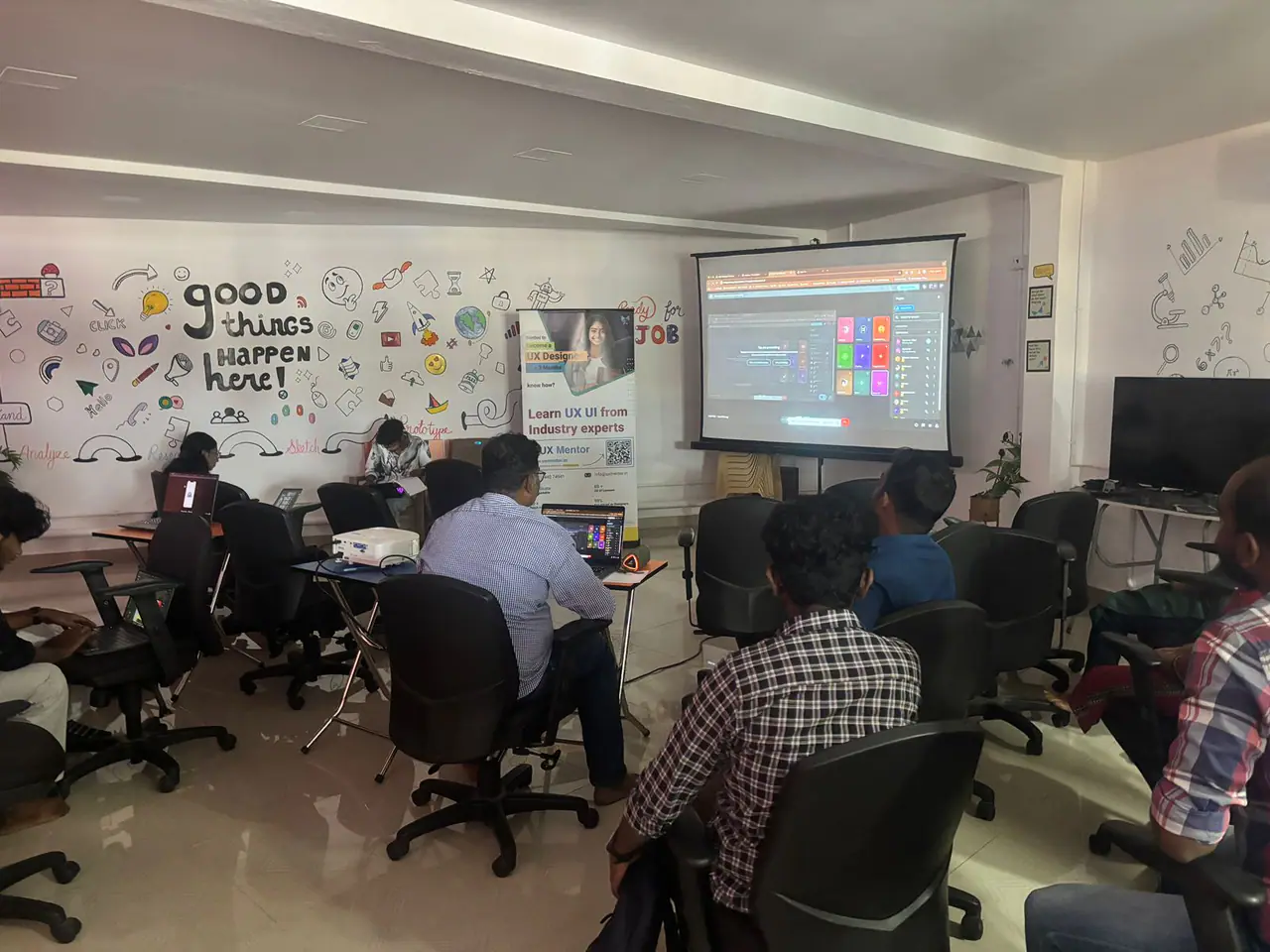 Live Figma teaching session at Ovi Design Academy